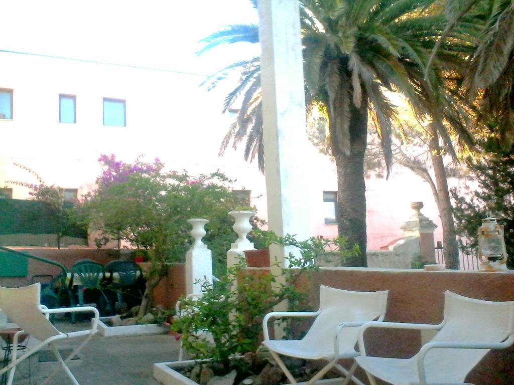 Villa Residenza Via Roma 3 à La Maddalena  Chambre photo