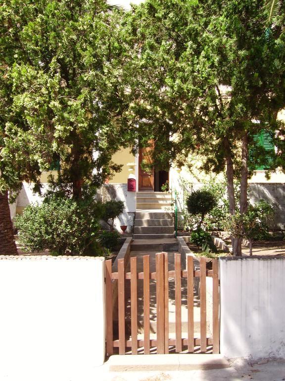 Villa Residenza Via Roma 3 à La Maddalena  Chambre photo
