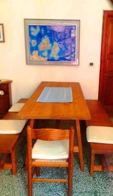 Villa Residenza Via Roma 3 à La Maddalena  Extérieur photo