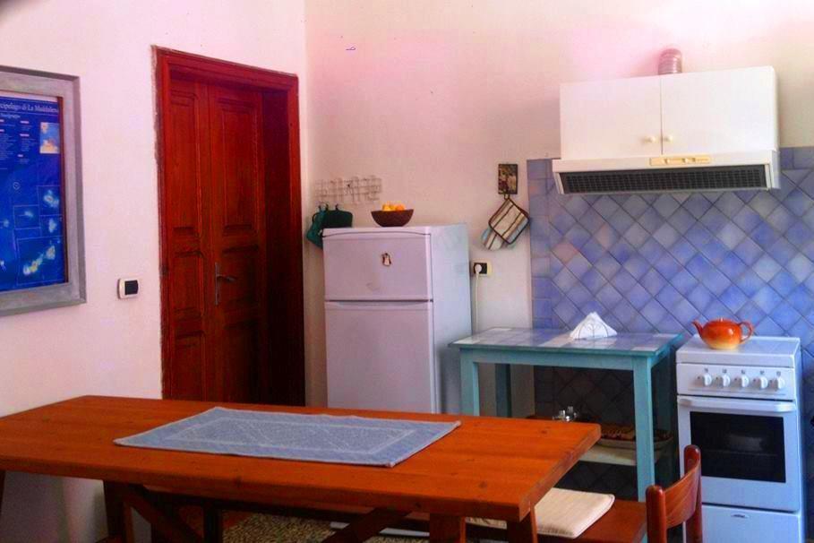 Villa Residenza Via Roma 3 à La Maddalena  Extérieur photo